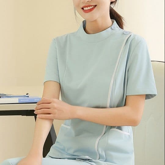 白衣 すっきり着こなせる医療用白衣